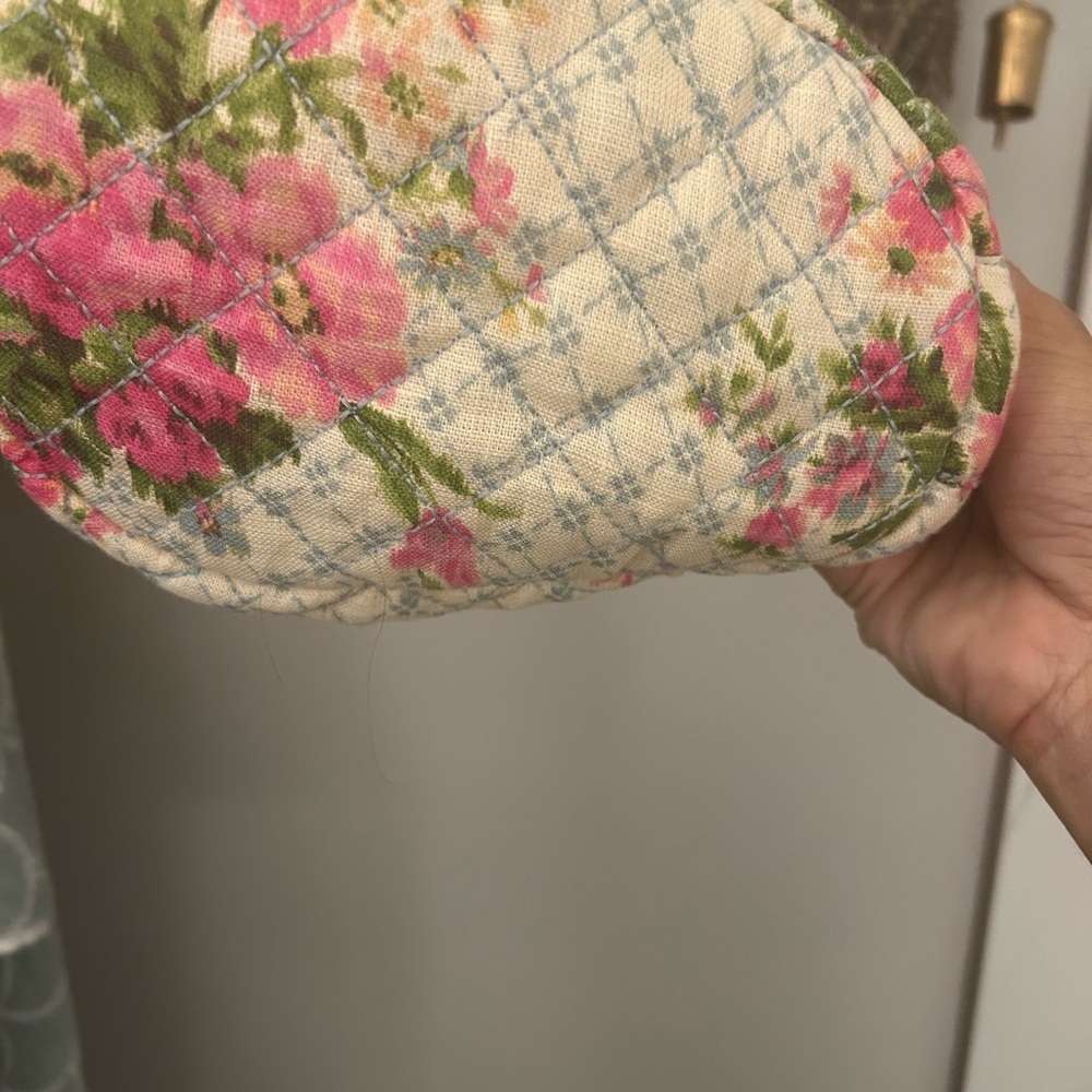 Sezane Pink Floral Quilted Bucket Bag - Picture 2 of 7